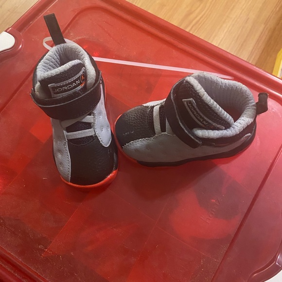 Toddler sneakers good condition - Picture 4 of 11